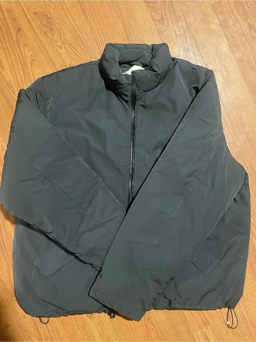 Levi’s Briggs Short Puffer Jacket- black men’s large NEW WITH TAGS